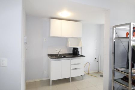 Apartamento à venda com 55m², 2 quartos e 1 vagaCozinha