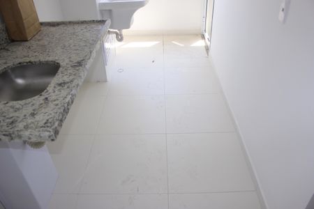 Apartamento à venda com 60m², 2 quartos e 1 vagaCozinha com lavanderia