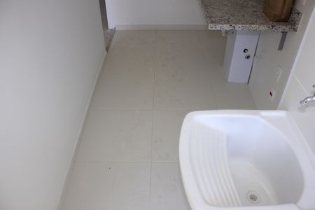 Apartamento à venda com 60m², 2 quartos e 1 vagaCozinha com lavanderia