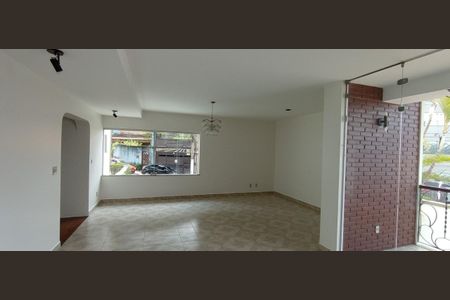 Apartamento para alugar com 308m², 3 quartos e 4 vagas