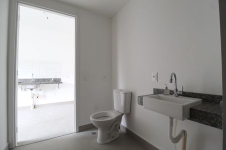 Banheiro de kitnet/studio à venda com 1 quarto, 27m² em Vila Olímpia, São Paulo