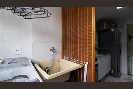 Apartamento para alugar com 56m², 2 quartos e 1 vagaÁrea de Serviço