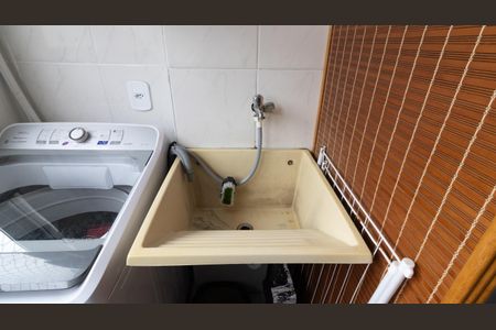 Apartamento para alugar com 56m², 2 quartos e 1 vagaÁrea de Serviço