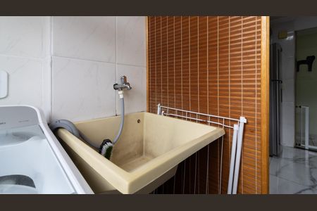 Apartamento para alugar com 56m², 2 quartos e 1 vagaÁrea de Serviço