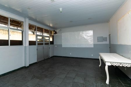 Apartamento para alugar com 56m², 2 quartos e 1 vagaÁrea comum