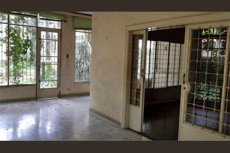 Casa à venda com 5 quartos, 490m² em Jardim America, São Paulo