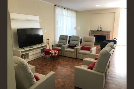 Casa à venda com 5 quartos, 490m² em Jardim America, São Paulo