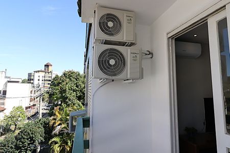 Sacada da Sala de apartamento à venda com 3 quartos, 167m² em Passo D’areia, Porto Alegre