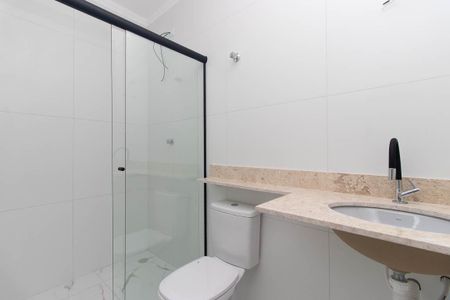 Casa à venda com 359m², 3 quartos e 5 vagasBanheiro da Suíte 1