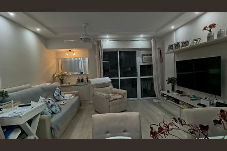 Sala de apartamento à venda com 2 quartos, 98m² em Recreio dos Bandeirantes, Rio de Janeiro