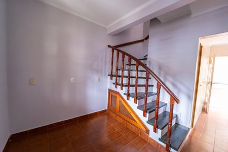 Casa à venda com 130m², 3 quartos e 1 vaga Casa à venda com 130m², 3 quartos e 1 vagaSala