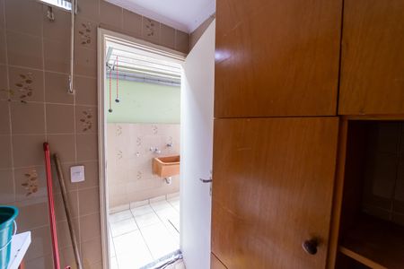 Casa à venda com 130m², 3 quartos e 1 vaga Casa à venda com 130m², 3 quartos e 1 vagaQuarto de Serviço