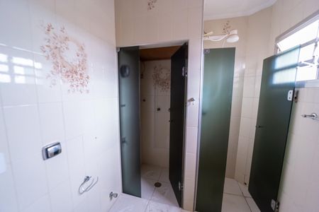 Casa à venda com 130m², 3 quartos e 1 vaga Casa à venda com 130m², 3 quartos e 1 vagaBanheiro