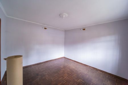 Casa à venda com 130m², 3 quartos e 1 vaga Casa à venda com 130m², 3 quartos e 1 vagaSala