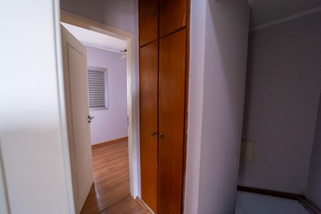 Casa à venda com 130m², 3 quartos e 1 vaga Casa à venda com 130m², 3 quartos e 1 vagaCorredor