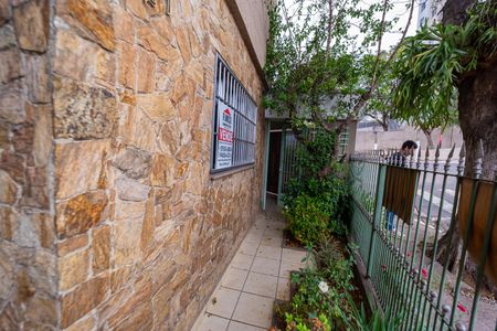 Casa à venda com 130m², 3 quartos e 1 vaga Casa à venda com 130m², 3 quartos e 1 vagaQuintal