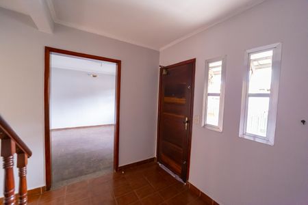 Casa à venda com 130m², 3 quartos e 1 vaga Casa à venda com 130m², 3 quartos e 1 vagaSala