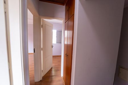 Casa à venda com 130m², 3 quartos e 1 vaga Casa à venda com 130m², 3 quartos e 1 vagaCorredor