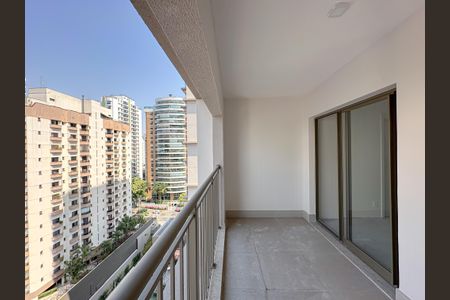 Apartamento à venda com 45m², 2 quartos e sem vagaVaranda