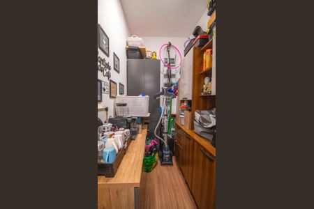 Apartamento à venda com 99m², 3 quartos e 1 vaga Apartamento à venda com 99m², 3 quartos e 1 vagaQuarto de Serviço