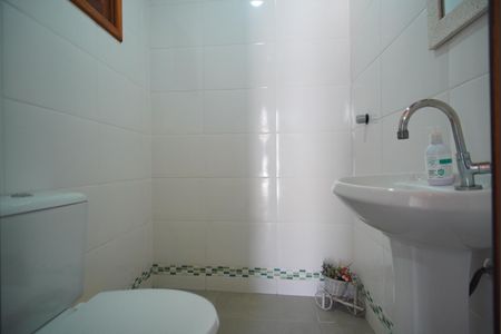 Casa à venda com 329m², 4 quartos e 4 vagasÁrea de Serviço