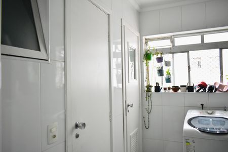 Apartamento para alugar com 149m², 3 quartos e 2 vagas Apartamento para alugar com 149m², 3 quartos e 2 vagasÁrea de Serviço