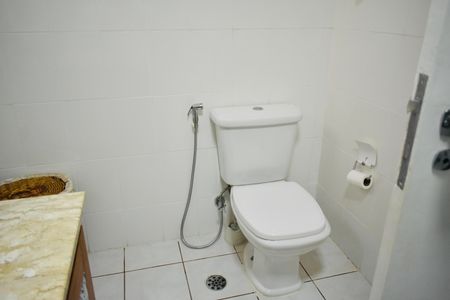 Apartamento para alugar com 149m², 3 quartos e 2 vagas Apartamento para alugar com 149m², 3 quartos e 2 vagasBanheiro Social
