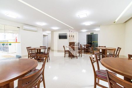 Apartamento para alugar com 149m², 3 quartos e 2 vagas Apartamento para alugar com 149m², 3 quartos e 2 vagasÁrea comum - Salão de festas