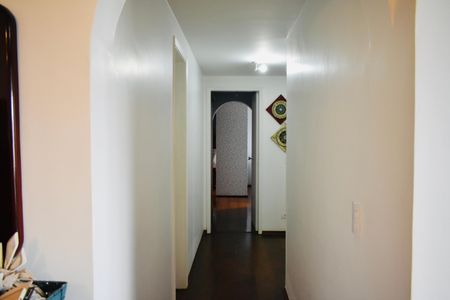 Apartamento para alugar com 149m², 3 quartos e 2 vagas Apartamento para alugar com 149m², 3 quartos e 2 vagasCorredor