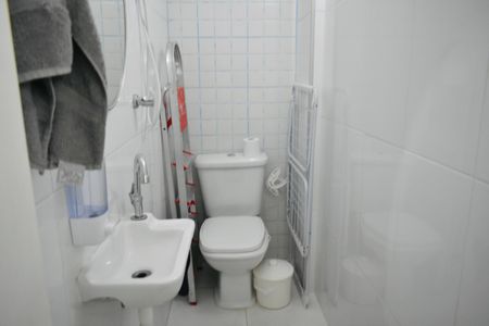 Apartamento para alugar com 149m², 3 quartos e 2 vagas Apartamento para alugar com 149m², 3 quartos e 2 vagasBanheiro de Serviço