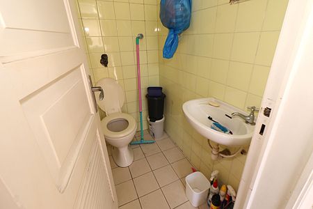 Apartamento para alugar com 153m², 3 quartos e 1 vagaBanheiro de Serviço