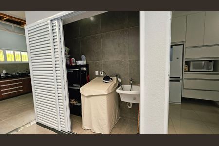 Casa de condomínio à venda com 155m², 3 quartos e 3 vagasÁrea de Serviço