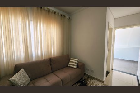 Casa de condomínio à venda com 155m², 3 quartos e 3 vagasSala