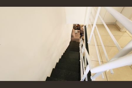 Casa de condomínio à venda com 155m², 3 quartos e 3 vagasCorredor