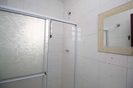 Casa para alugar com 120m², 4 quartos e 2 vagasBanheiro 2