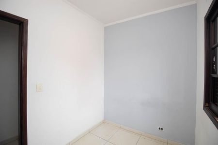 Casa para alugar com 120m², 4 quartos e 2 vagasQuarto 2