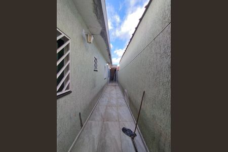 Casa para alugar com 90m², 2 quartos e 2 vagasQuintal