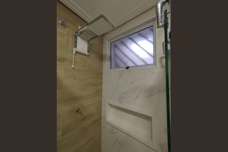 Casa para alugar com 90m², 2 quartos e 2 vagasBanheiro da Suíte