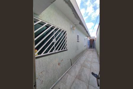 Casa para alugar com 90m², 2 quartos e 2 vagasQuintal