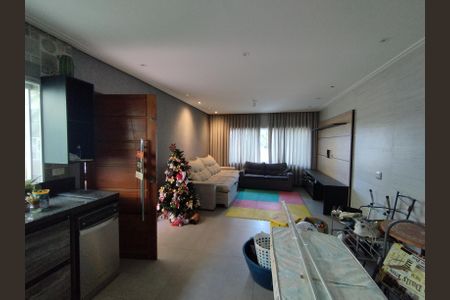 Casa para alugar com 90m², 2 quartos e 2 vagasSala