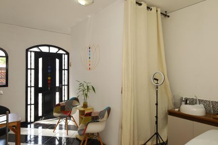 Casa à venda com 110m², 4 quartos e 1 vagaSala 1