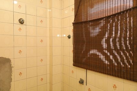 Casa à venda com 110m², 4 quartos e 1 vagaBanheiro 1