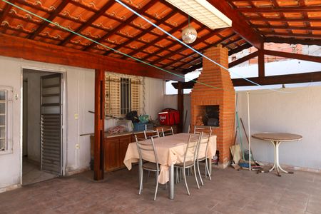 Casa à venda com 110m², 4 quartos e 1 vagaÁrea da Churrasqueira