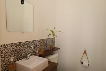 Casa à venda com 110m², 4 quartos e 1 vagaLavabo