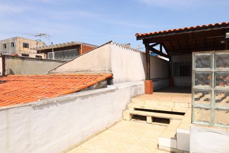 Casa à venda com 110m², 4 quartos e 1 vagaQuintal