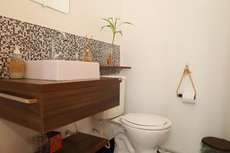 Casa à venda com 110m², 4 quartos e 1 vagaLavabo