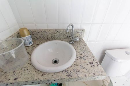 Casa à venda com 122m², 3 quartos e 2 vagas Casa à venda com 122m², 3 quartos e 2 vagasLavabo