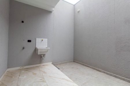 Casa à venda com 122m², 3 quartos e 2 vagas Casa à venda com 122m², 3 quartos e 2 vagasÁrea de Servoço
