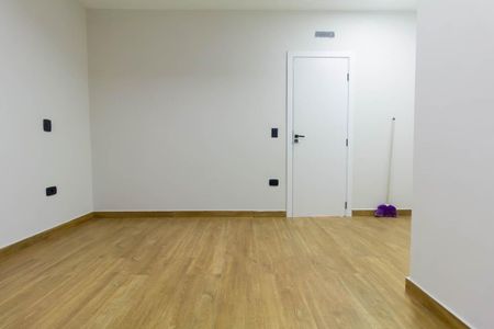 Casa à venda com 122m², 3 quartos e 2 vagas Casa à venda com 122m², 3 quartos e 2 vagasSuíte