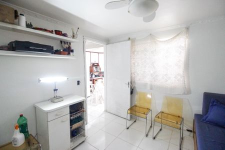 Casa à venda com 113m², 3 quartos e 2 vagasQuarto de serviço